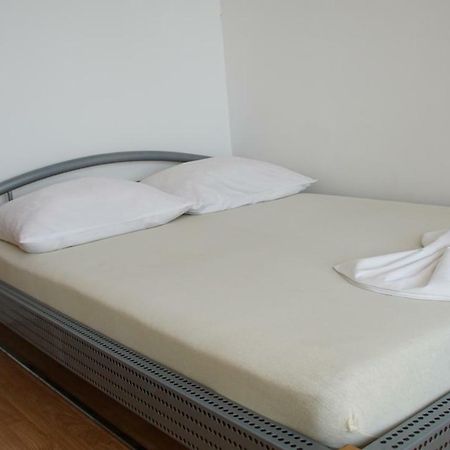 Apartmani Sipic , Bilo - Primosten Exterior photo