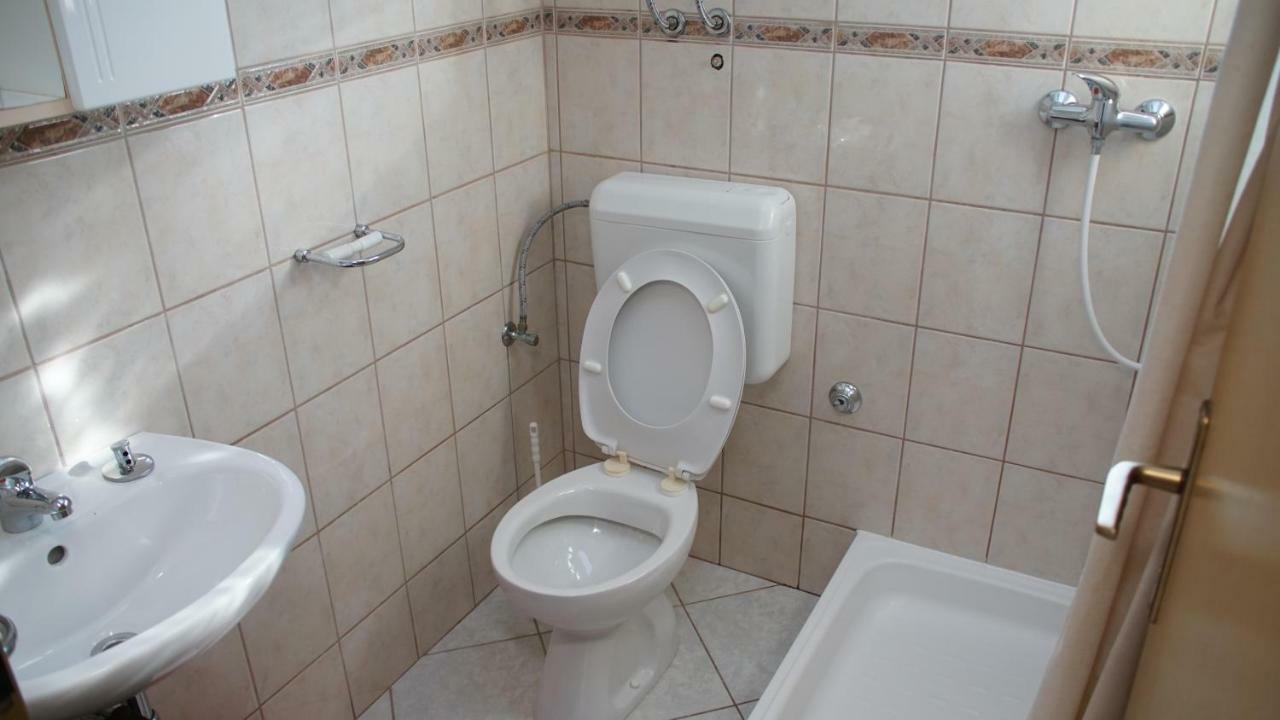 Apartmani Sipic , Bilo - Primosten Exterior photo